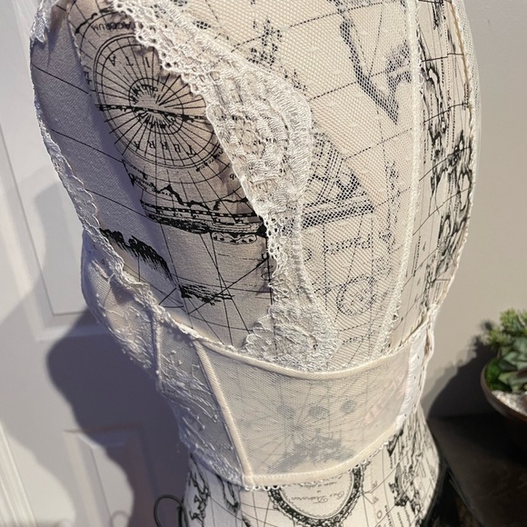 Lace Crochet Keyhole Cutout Floral Vintage y2k Coquette Bandeau bralette bustier - Picture 8 of 8